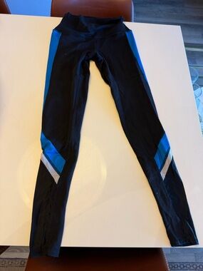 Black & Blue Girls' Athletic Leggings - Stretch Performance Bottoms